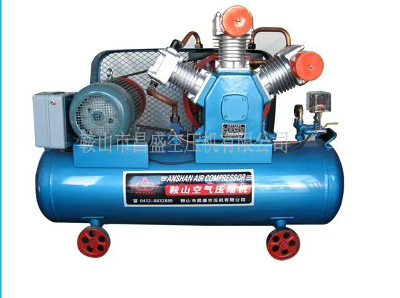 ☆低噪音空氣壓縮機(jī)☆讓您更加安靜的工作。