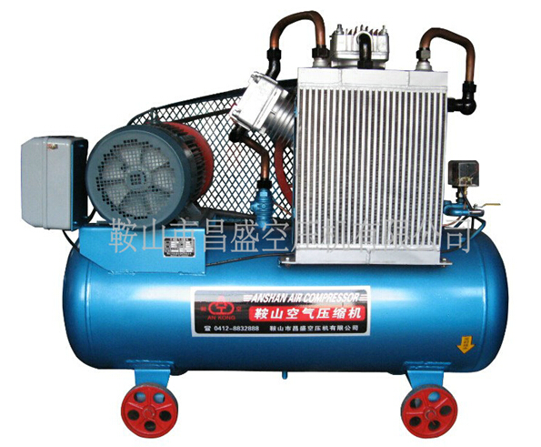 無(wú)油空氣壓縮機(jī)使用時(shí)應(yīng)注意。