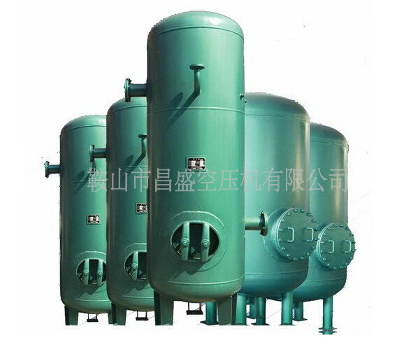 【立式儲氣罐】的設(shè)計與施工。